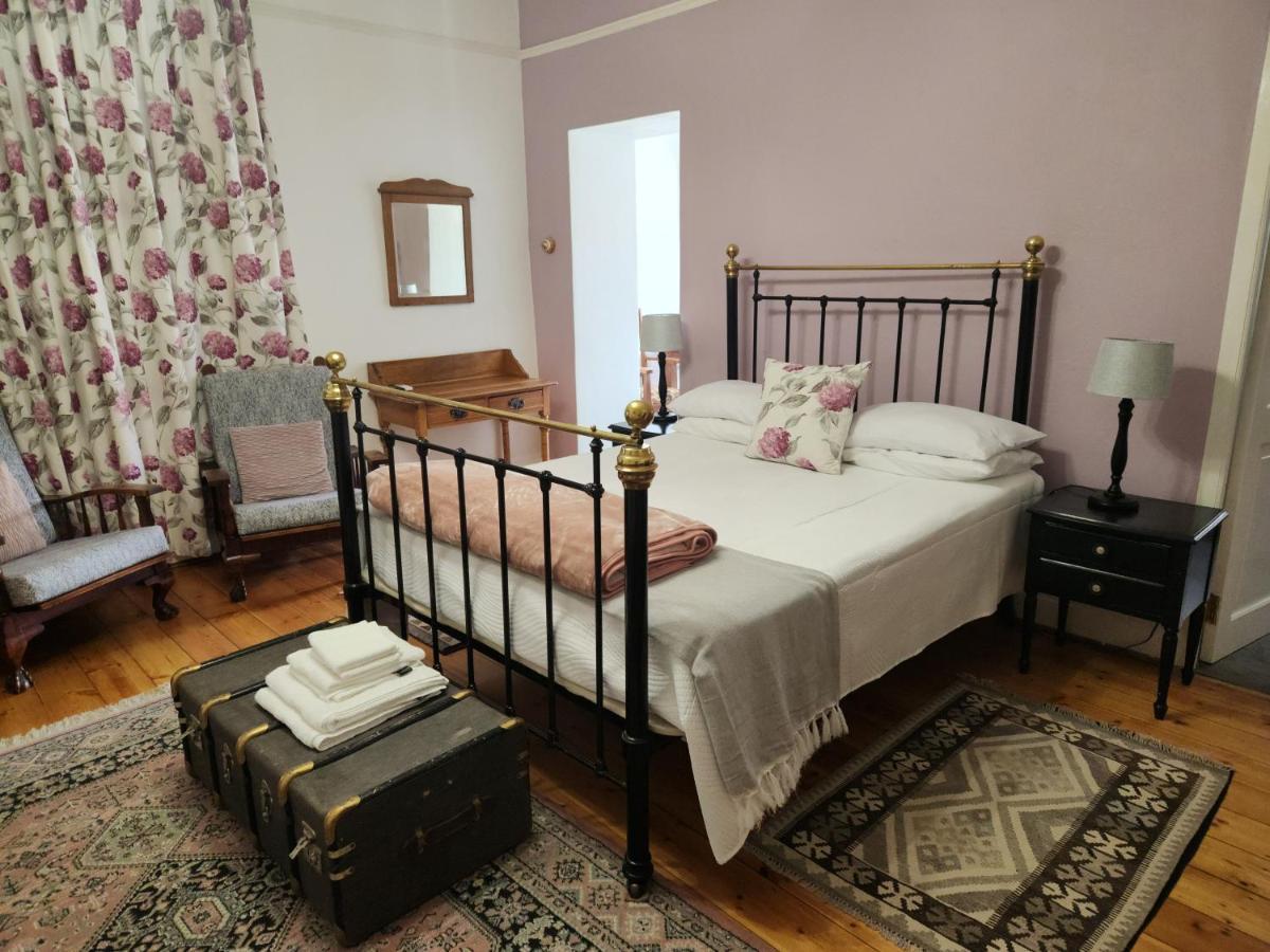 Die Dorpshuis Graaff Reinet Exterior photo