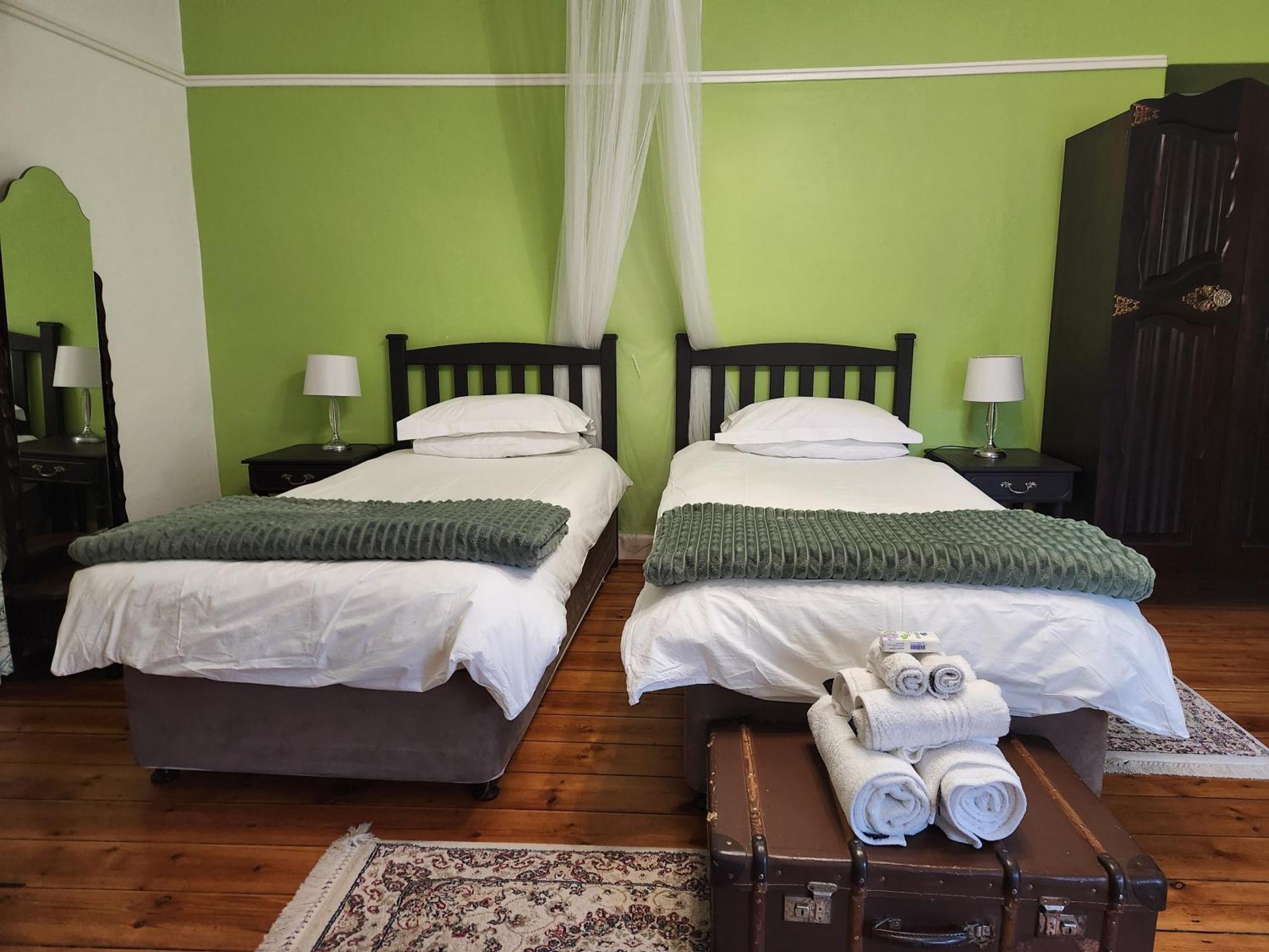 Die Dorpshuis Graaff Reinet Exterior photo